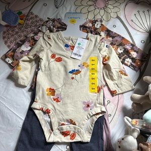 NWT 6 Months Carter baby girl 4 piece set